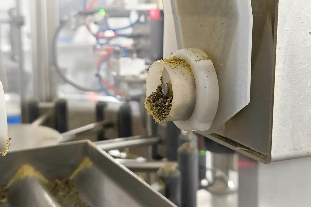 Hoppers and Ingredient Canisters
